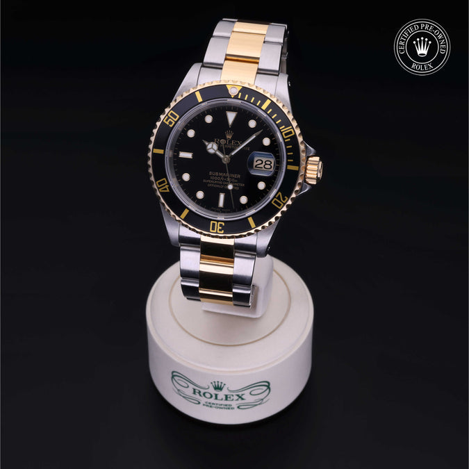 Submariner Date - 16613LN