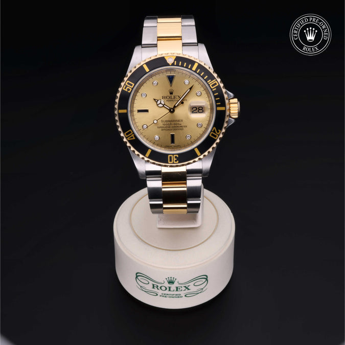 Oyster Perpetual  Submariner Date - 16613LN