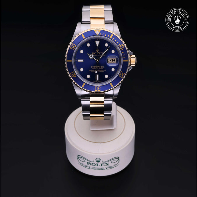 Oyster Perpetual Submariner Date - 16613