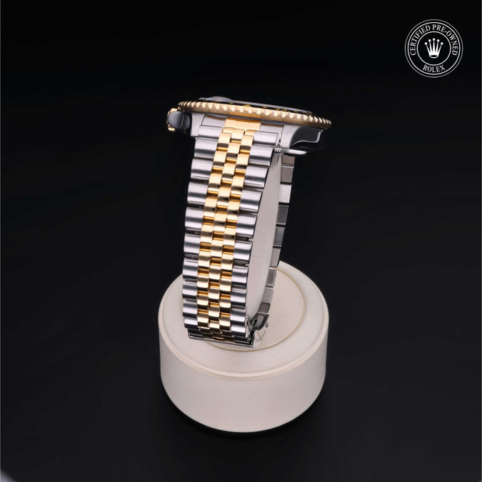 Oyster Perpetual GMT-Master II - 16713LN